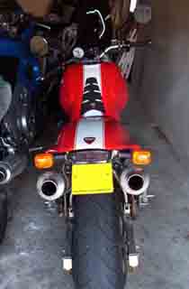 Vue arri&egrave;re dans garage 2